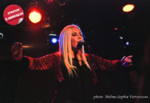 Λίγο πριν τα Χριστούγεννα έχουμε Θεοδοσία Τσάτσου στο Caja de Musica!