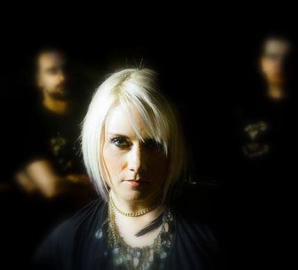 Η Χρυσώ Σταματοπούλου στο «δ3» live bar!