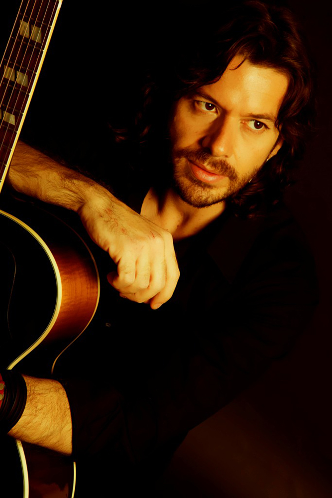 Βασίλης Μπαμπανιάρης – “Είναι ψέμα πως είμαι εντάξει”