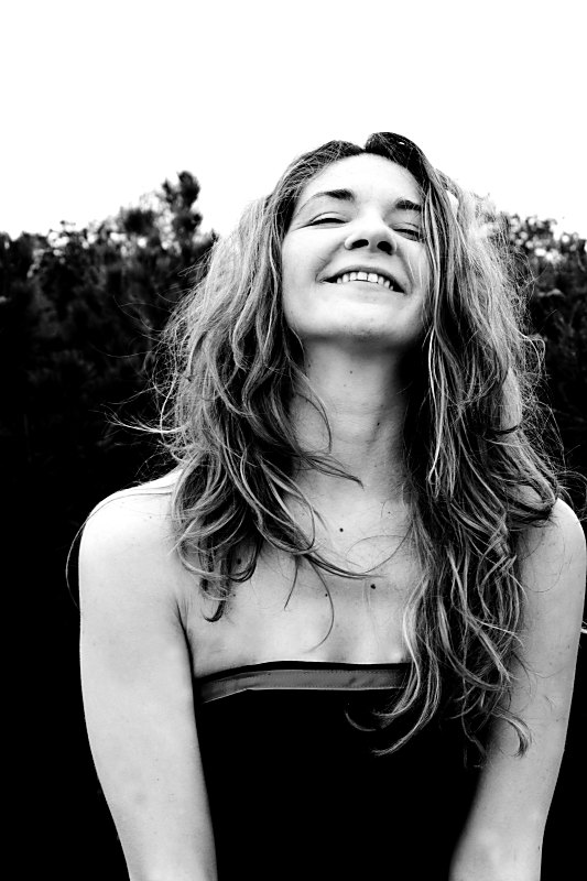 Βασιλική Καρακώστα και Δαίμονες των Εγχόρδων στο Αμαλίειο!