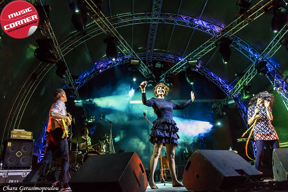 Nouvelle Vague: η παριζιάνικη μπάντα επέστρεψε!