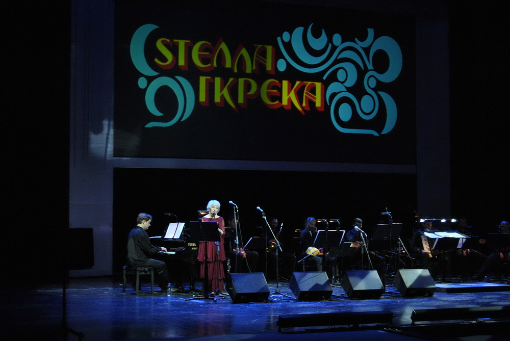 Στα 92 της, η Στέλλα Γκρέκα μάγεψε στο Badminton!