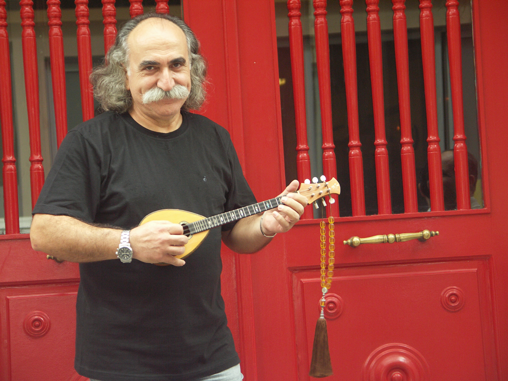 Ο Αγάθων και η παρέα του…