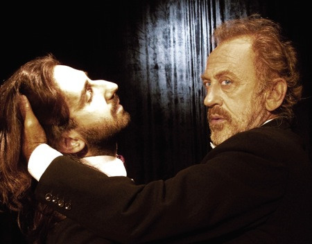 Παράταση παραστάσεων για “Το Δηλητήριο” στο Θέατρο Αλκμήνη