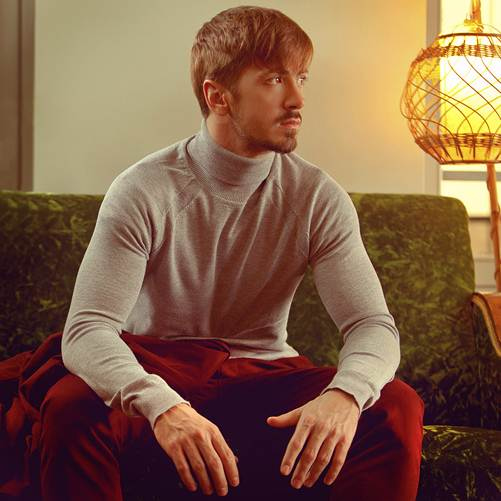 Νίκος Γκάνος – “Μόνος”