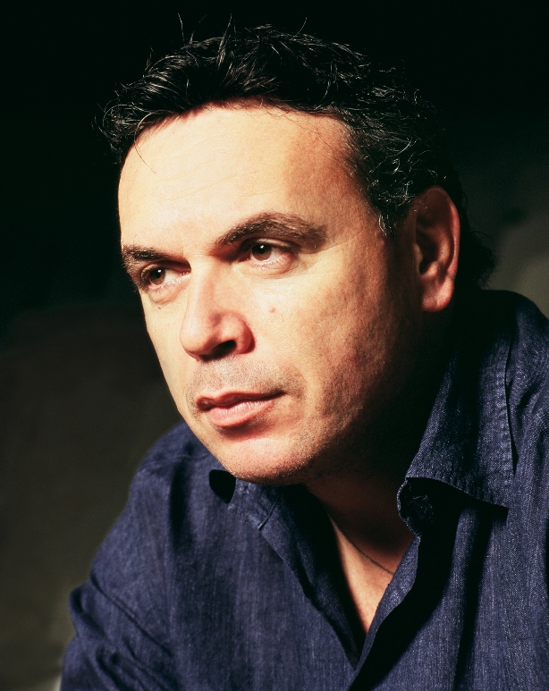 “Αύριο θα είναι αργά” το νέο album του Μανώλη Λιδάκη από την Heaven!