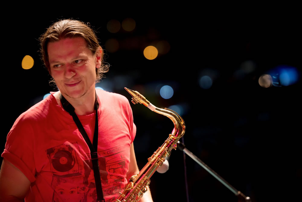 Ο Γιάννης Κασέτας στο café του Νομισματικού Μουσείου…