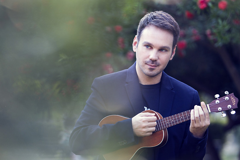 Ο Γιώργης Χριστοδούλου κάνει στάση για “Καντάδα” στη Συμπρωτεύουσα!