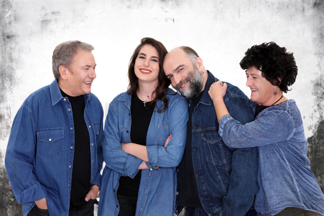 Έληξε | Κερδίστε Προσκλήσεις! | Μητσιάς, Στόκας, Βελεσιώτου, Βουλγαράκη στο Γυάλινο Μουσικό Θέατρο!