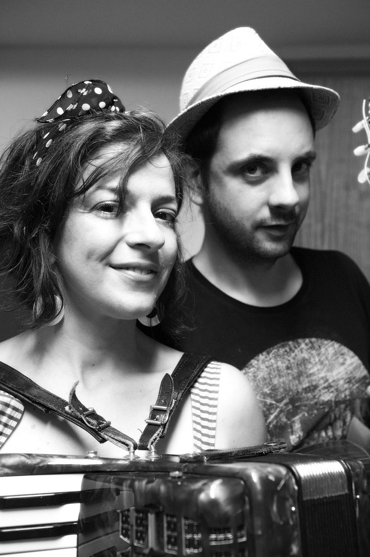 Tα «Σύννεφα με Παντελόνια» μας ταξιδεύουν «Στις γειτονιές του κόσμου»