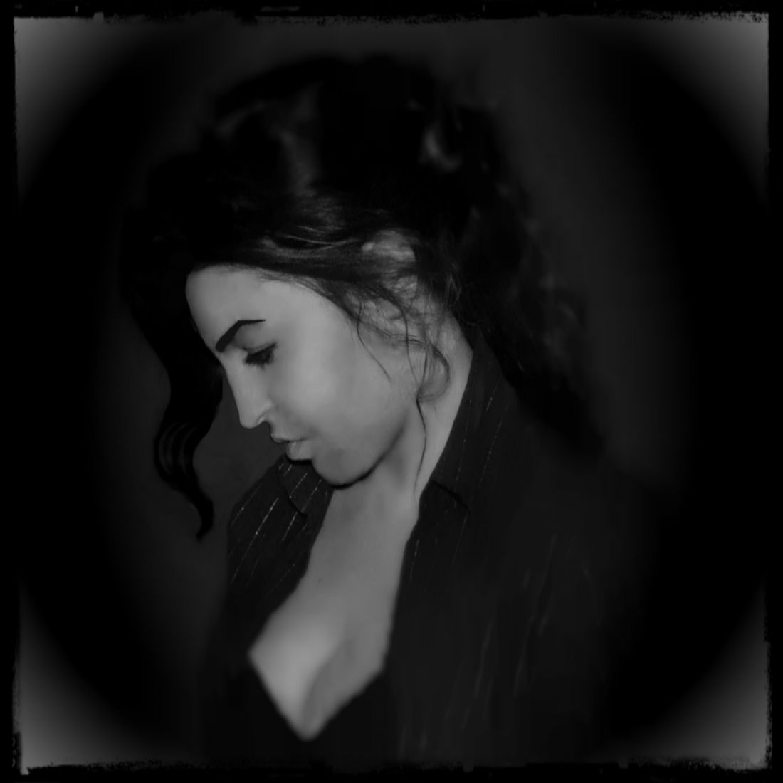 Παυλίνα Κωνσταντίνου – “Τίποτα”