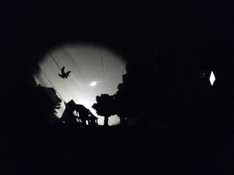 «Το Κορίτσι που ήθελε να αγγίξει το μισοφέγγαρο» σε διπλή εκδοχή!