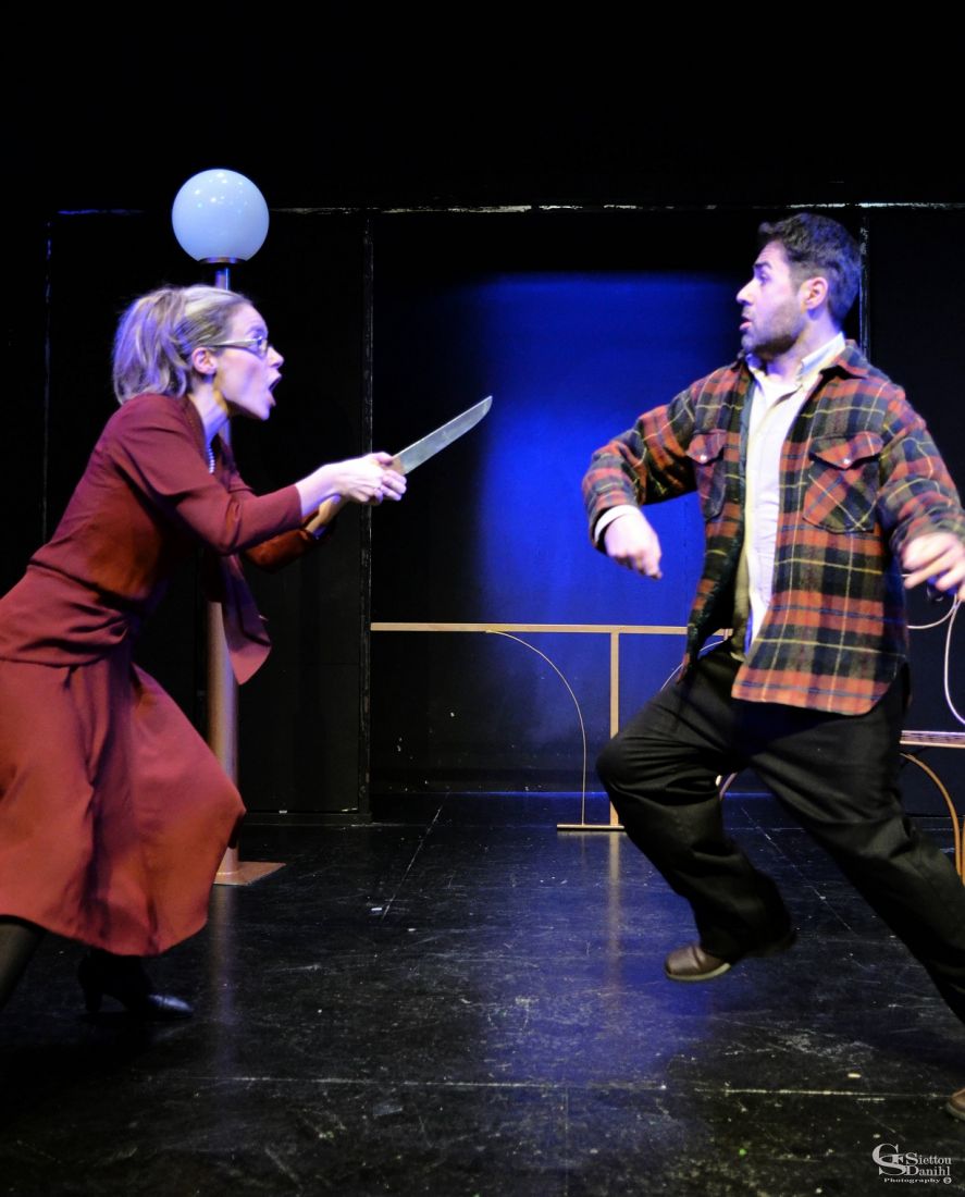 “Love kills” στο Θέατρο Victoria!