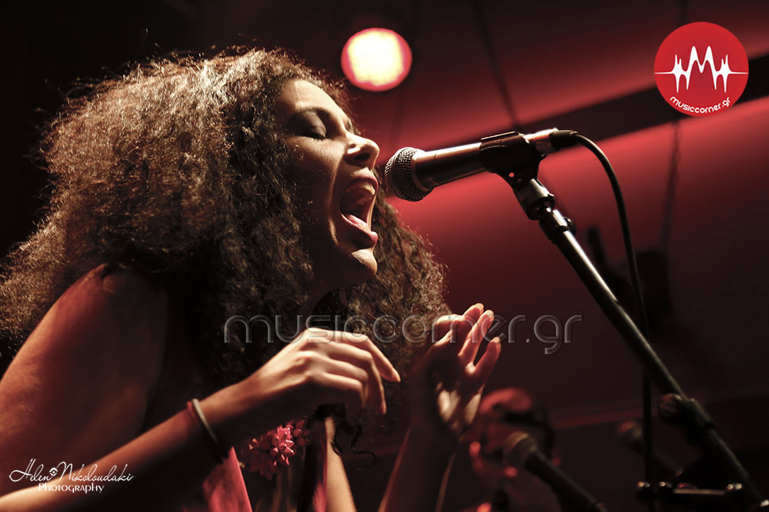 Οι Swing Shoes και η Sugahspank παρουσίασαν το «Α Holy Show» – halleluiah!