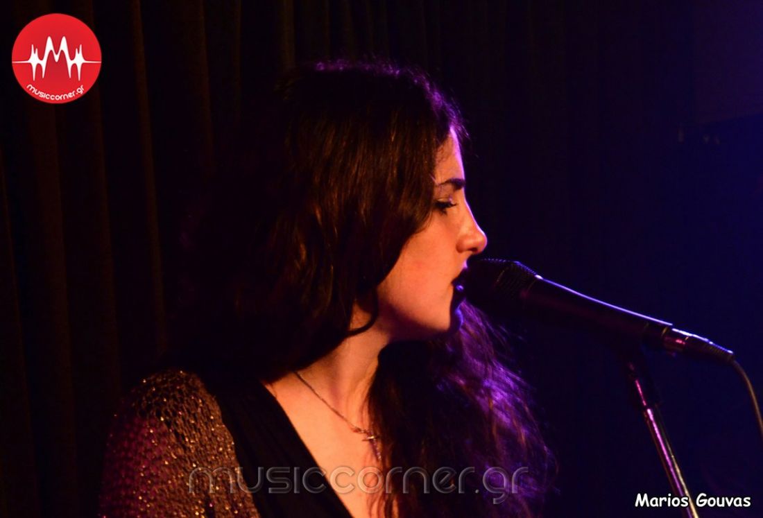 Στους μουσικούς «Λαβύρινθους» της Παυλίνας Βουλγαράκη στο White Rabbit!