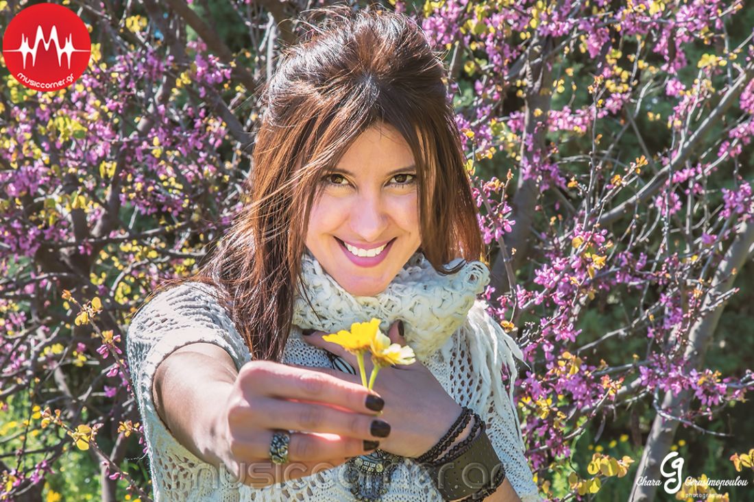 Η Agatha στο Music Corner!