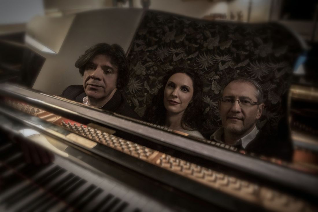 Ξυδάκης – Ανδρέου… Μια δυνατή μουσική συνάντηση στο θέατρο “Τζένη Καρέζη”