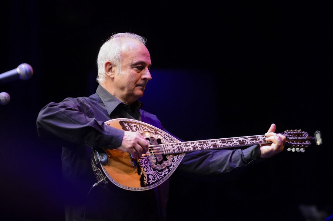 Αφιέρωμα σε Τσιτσάνη και Παπαϊωάννου από τον Θανάση Πολυκανδριώτη!