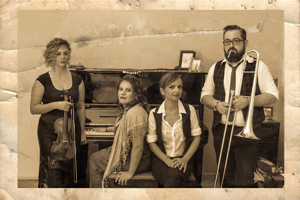 Η Τερέζα Χαρανιά …ρεμβάζει στις Χίλιες και δύο Νύχτες!