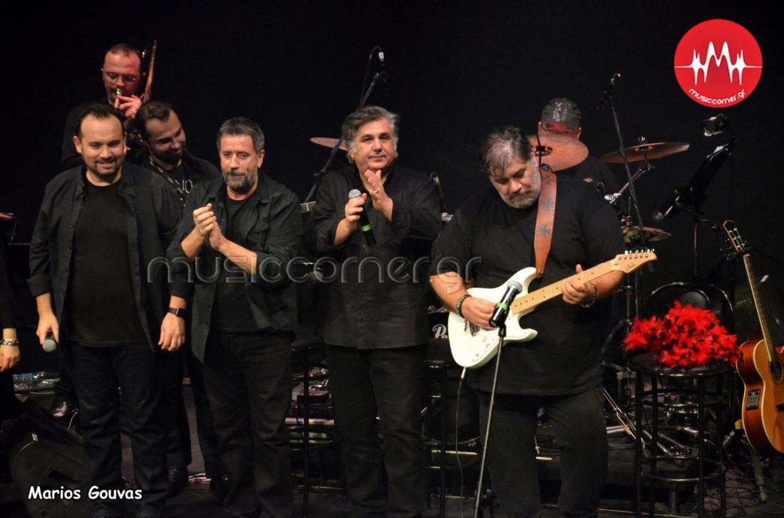 25 χρόνια και… συνεχίζουν με παράταση εμφανίσεων και… πέναλτι, οι «Άγαμοι Θύται»!