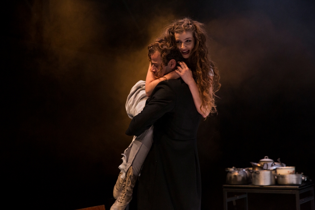 Η «Δεσποινίς Τζούλια» φλερτάρει με το πάθος και την καταστροφή στο Θέατρο Βασιλάκου…