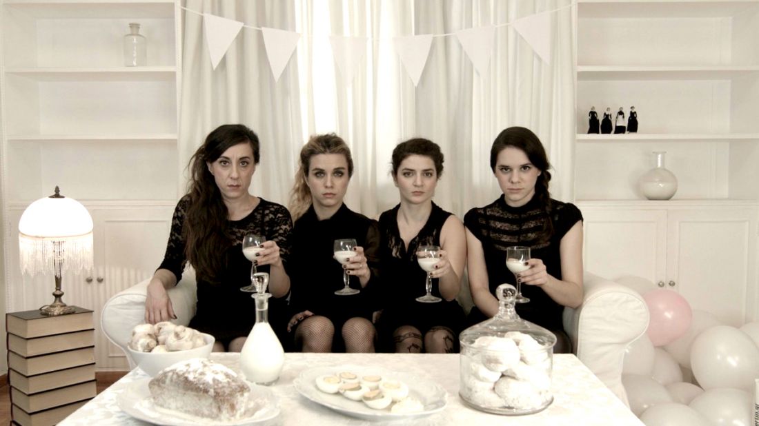 Salem, για 8 παραστάσεις, στο Θέατρο Θησείον…