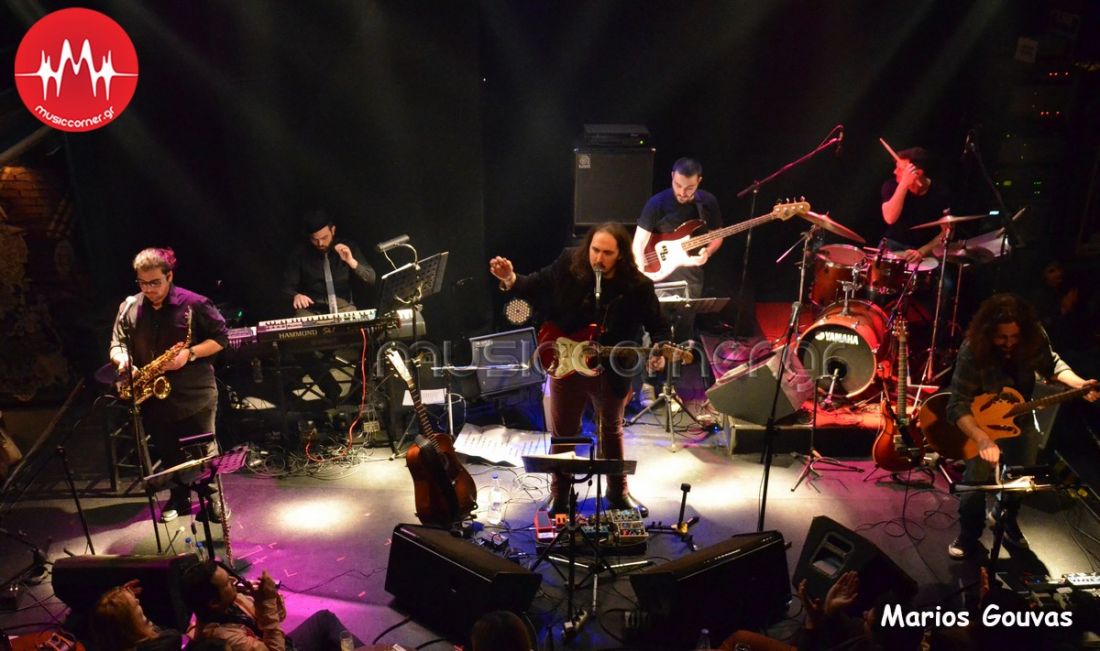 Σκούρα τα πράγματα, Τάσο!