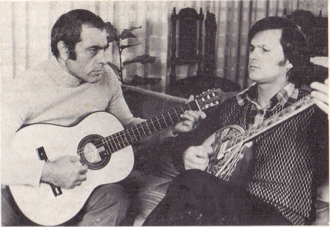 Ο Στέλιος Καζαντζίδης τραγουδά Χρήστο Νικολόπουλο…