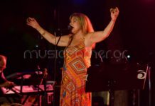 “Καλοκαιρινά βράδια έρχονται” με την Έλλη Πασπαλά στο Θέατρο Κολωνού!