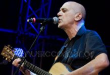 Ο Ορφέας Περίδης live στην Ελληνορώσων