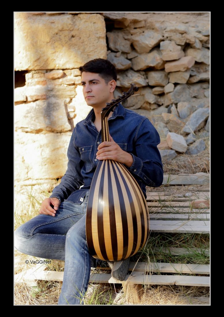 Σταύρος Χαλιαμπάλιας με “Μια άλλη ματιά” στη μουσική σκηνή “Σφίγγα”!