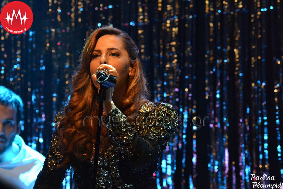 Η Ρένα Μόρφη ως «Σούλη Ανατολή», στο Bookabar