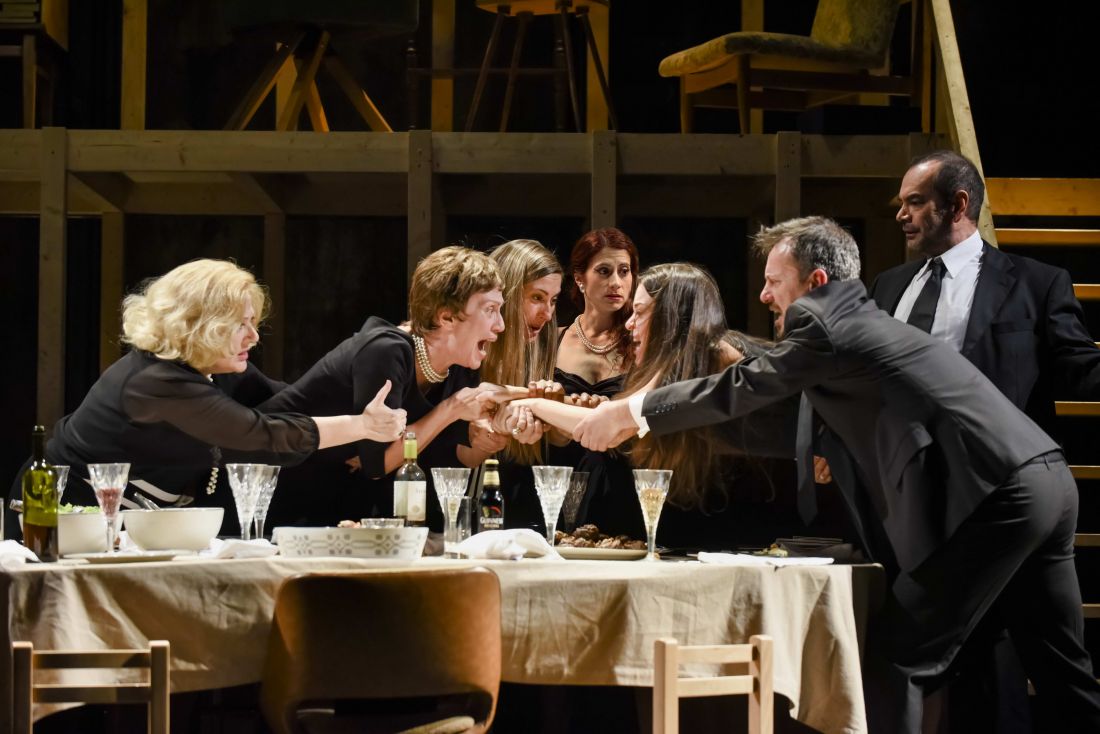 Ο «Αύγουστος» για δεύτερο χρόνο στο Θέατρο Δημήτρης Χόρν!