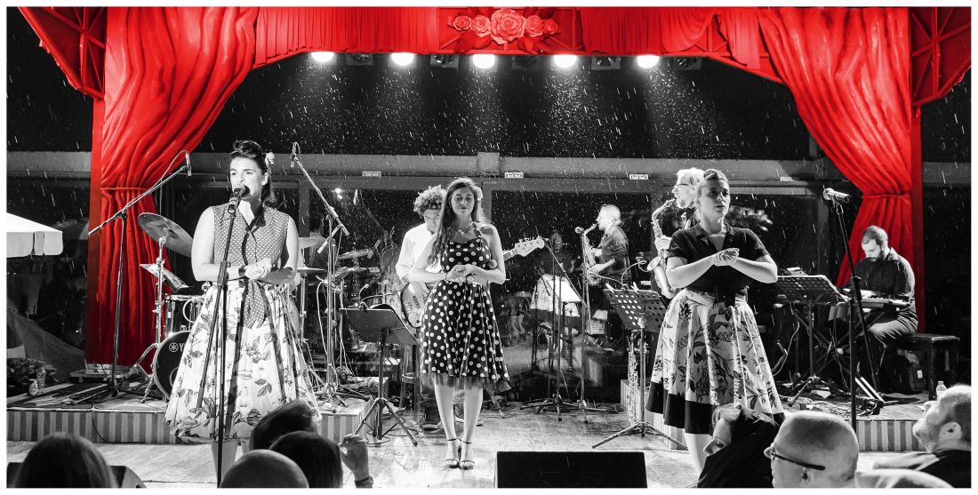 “Η Ταράτσα του Φοίβου” – Αναβολή της παράστασης με τους Δ. Σαββόπουλο, Χ. Λούλη, Γ. Χατζηπαύλου για Κυριακή 1 Οκτωβρίου!