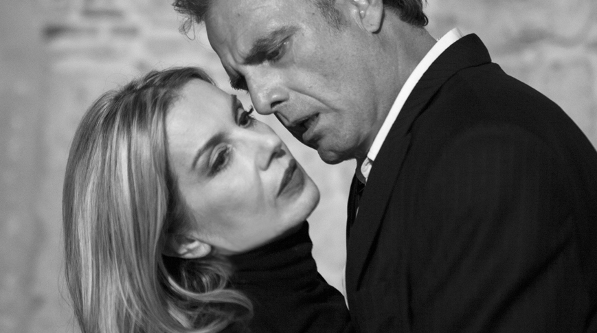 Ο Μάνος Χατζιδάκις και η “Στέλλα” του Μιχάλη Κακογιάννη συναντιούνται ξανά μετά από 62 χρόνια στο Θέατρο Βεάκη!