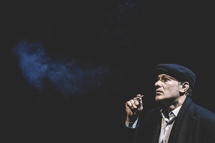 “Ο Αμερικάνος” του Παπαδιαμάντη για λίγες παραστάσεις στο “Από Μηχανής Θέατρο”