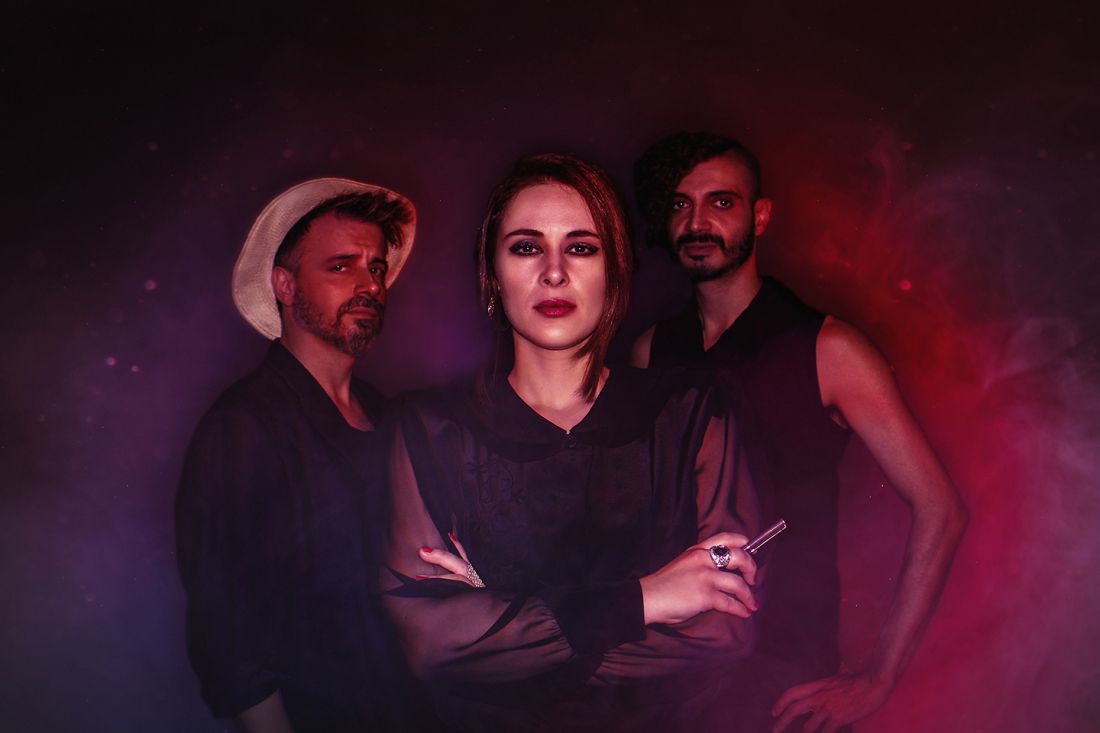 “Η Ντουλάπα της Οργής” ανοίγει τα… “φύλλα της” στο Θέατρο Άλφα Ιδέα