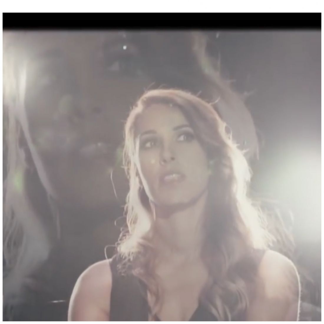 Η Σαλίνα Γαβαλά στην Απανεμιά με καλεσμένο της τον Λάκη Παπαδόπουλο!