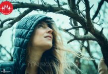 Ειρήνη Σκυλακάκη – “Lost in blue”