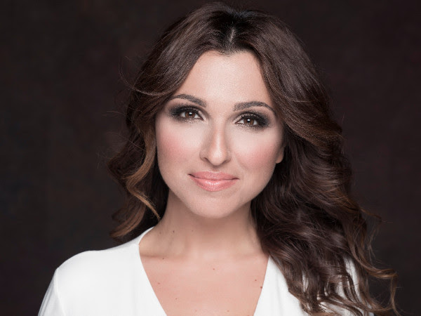 Η Ζωή Παπαδοπούλου παρουσιάζει τη νέα της δισκογραφική δουλειά!