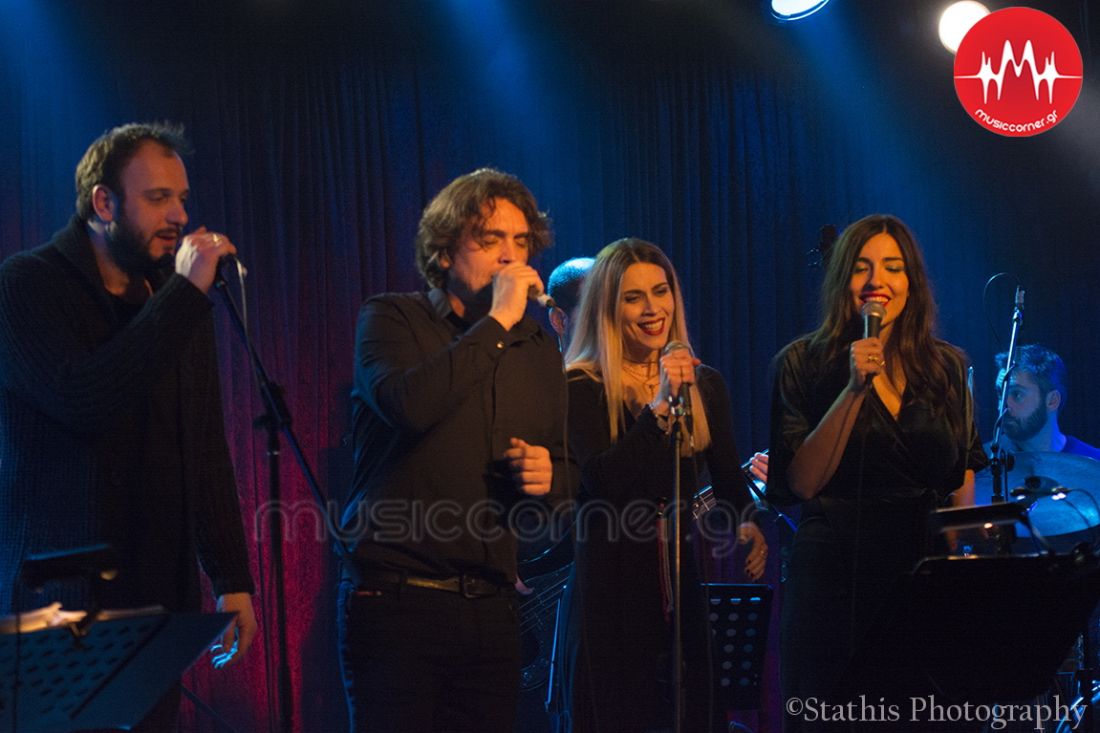 Είδαμε τους Ετερονήμισυ, με πολλούς ακόμη γνωστούς καλλιτέχνες, στον Σταυρό του Νότου…