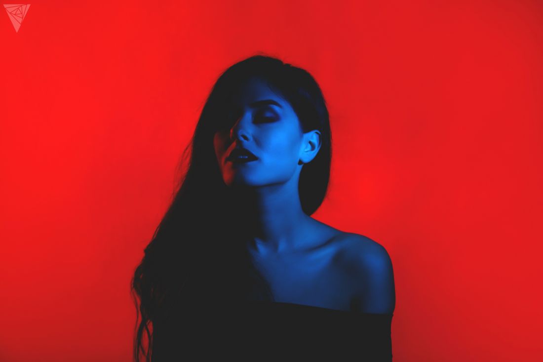 Η Αλεξάνδρα Κόνιακ σε δυο παραστάσεις… “λαχείο”, στη μουσική σκηνή Σφίγγα!