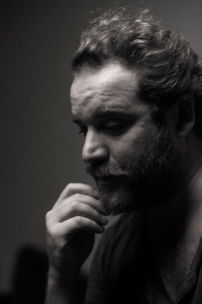 Θέμος Σκανδάμης & Band Live @ six d.o.g.s