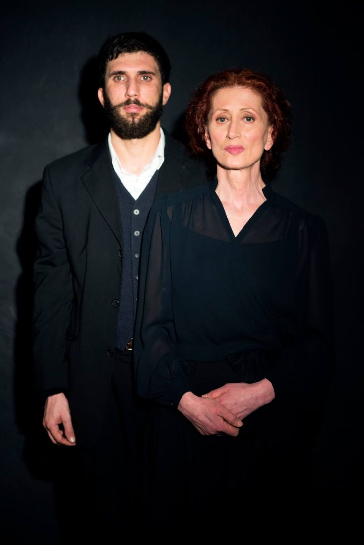 “Το Αμάρτημα της Μητρός μου” ανεβαίνει για λίγες παραστάσεις στον Πολυχώρο Vault…