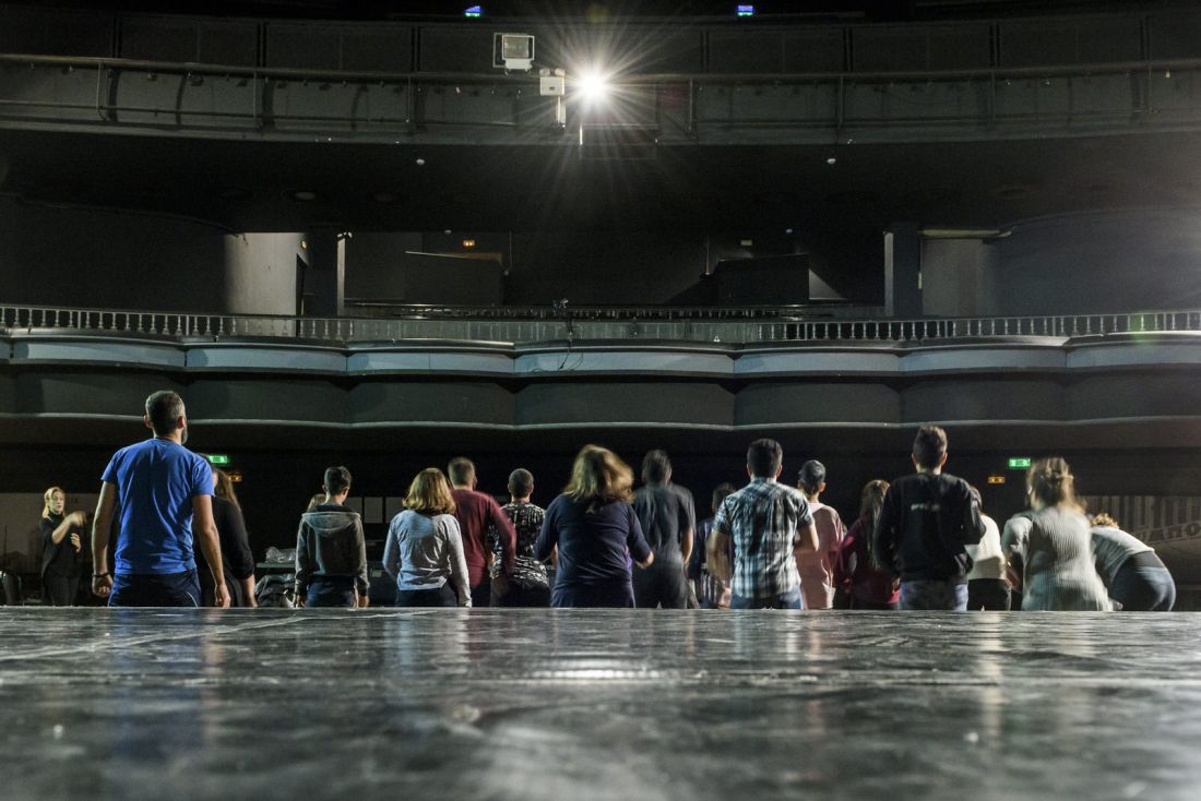 Θέατρο από, με και για εφήβους στο Εθνικό Θέατρο αυτόν τον Μάιο, με ελεύθερη είσοδο!