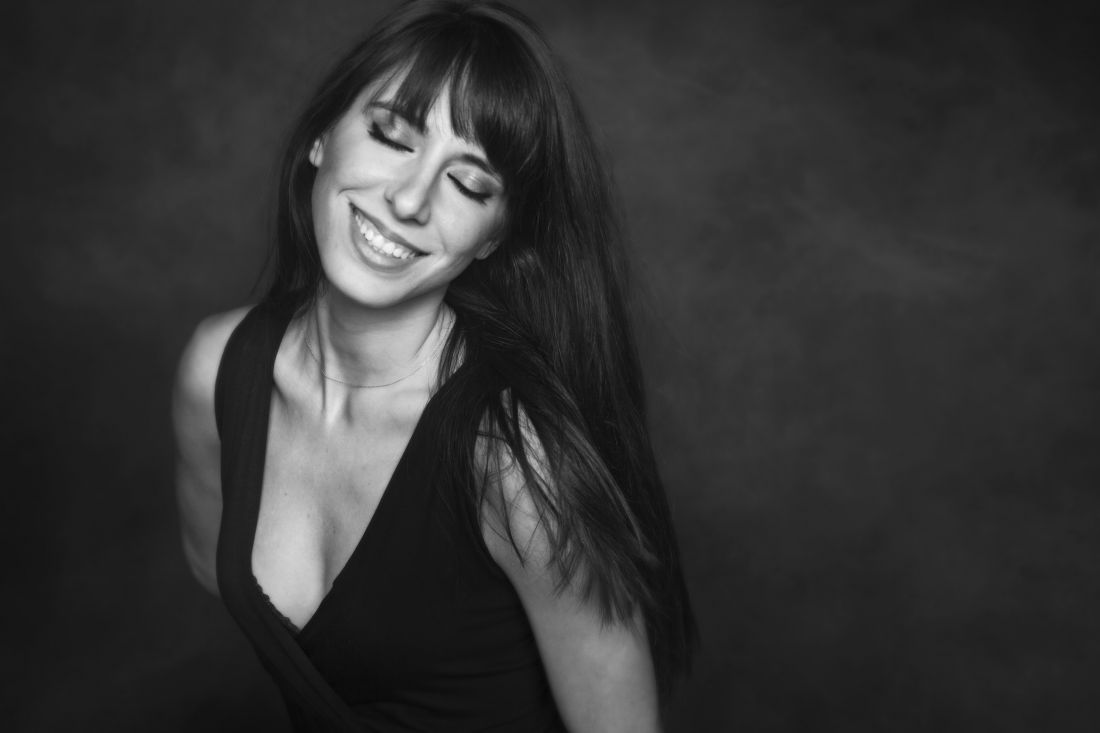 Μιρέλα Πάχου – “Τι Σε Νοιάζει Εσένα”