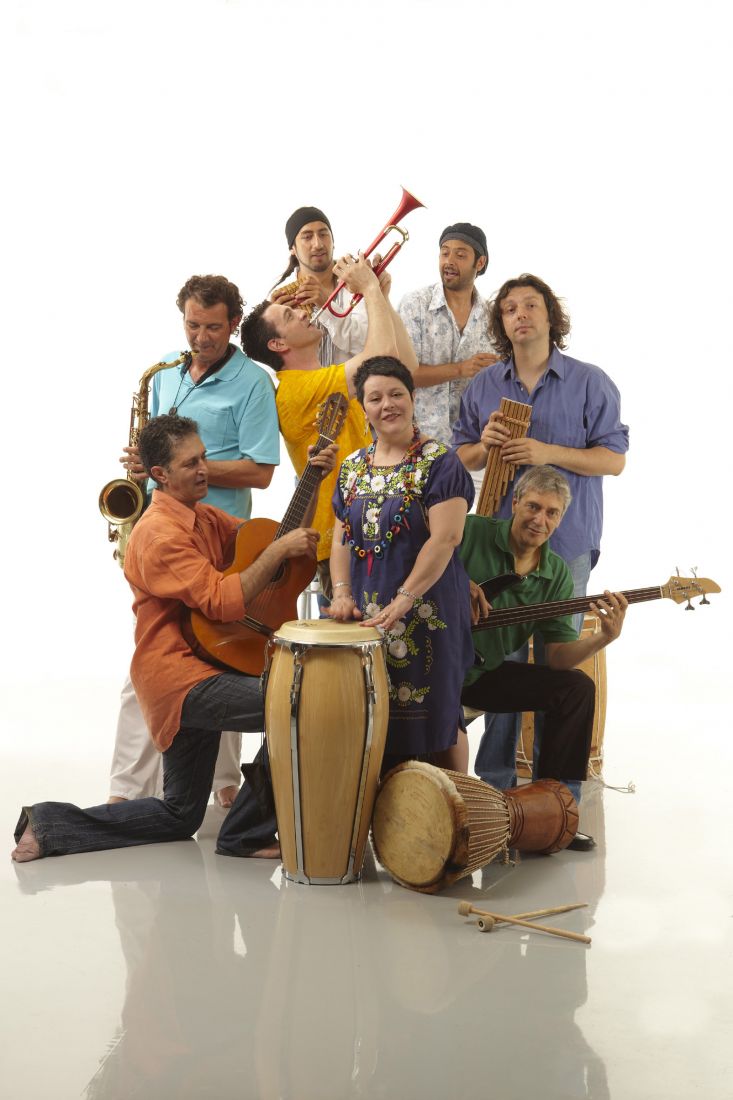 Οι Apurimac, μαζί με την Μεξικανή Martha Moreleon, στη μουσική σκηνή Ρυθμός art theater!