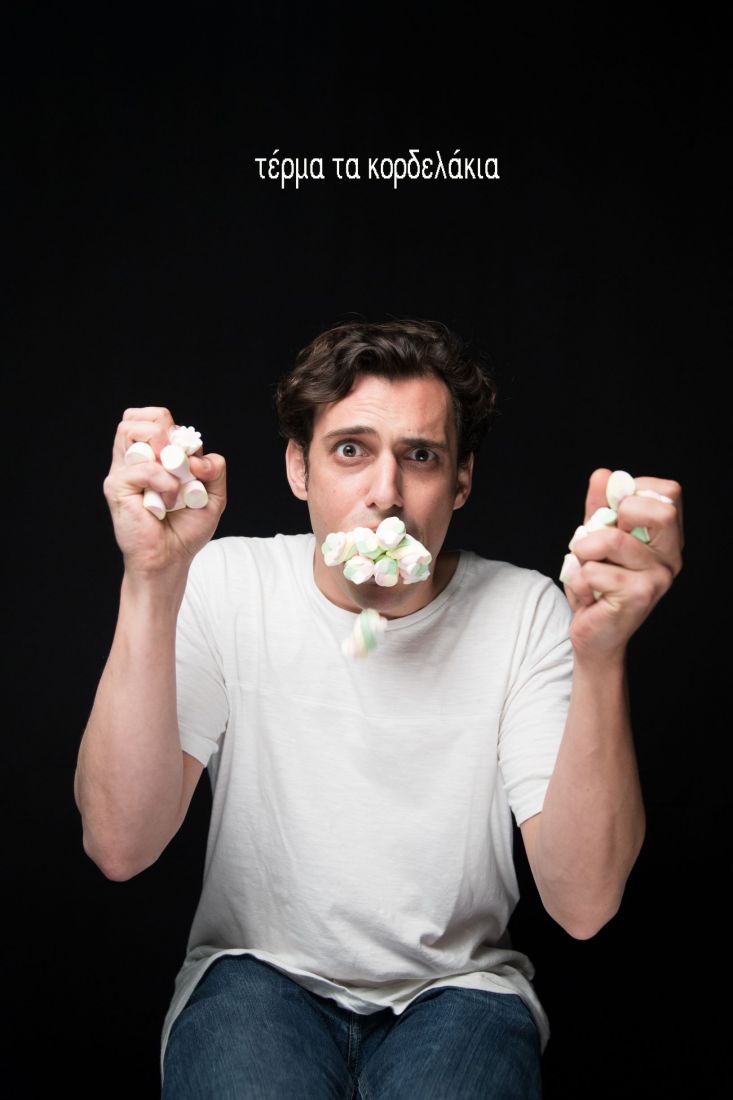 “Δύο Θεοί” θα προσγειωθούν στη σκηνή του Θεάτρου Ροές…