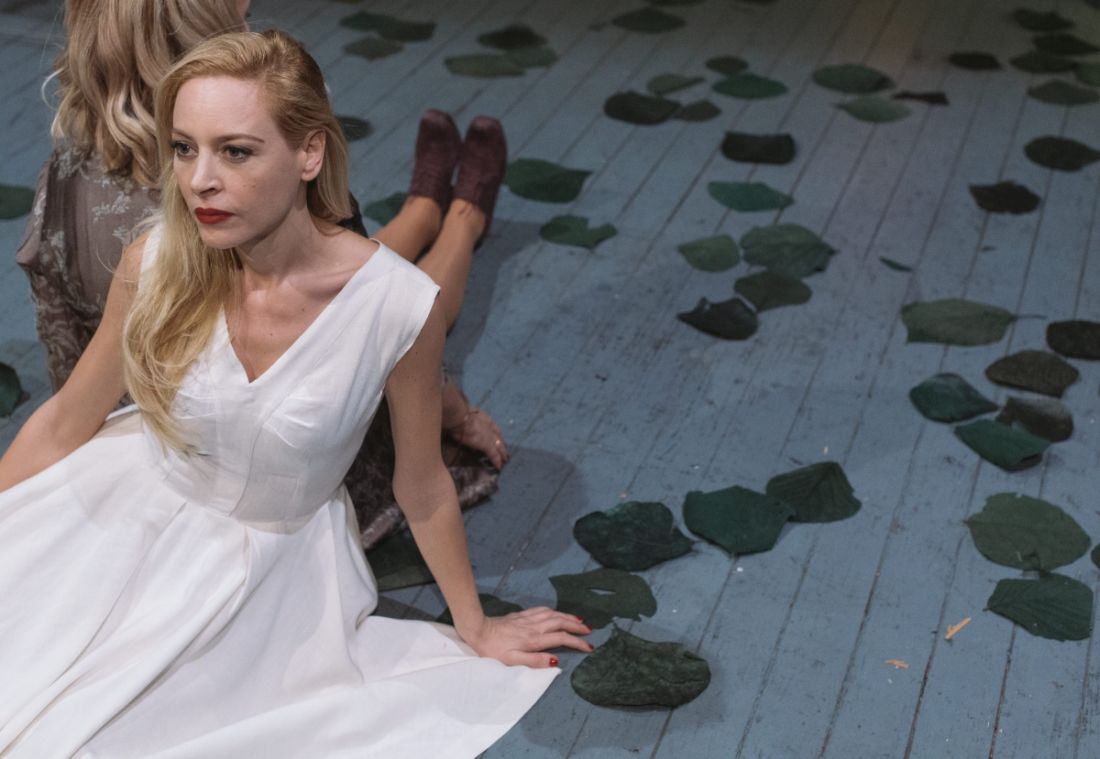 Η “Κυρία Ντάλογουεϊ” για τρεις παραστάσεις στη Θεσσαλονίκη…