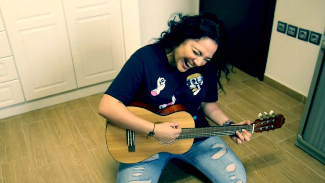 Ξένια Ροδοθεάτου – “Του Αιγαίου τα blues”